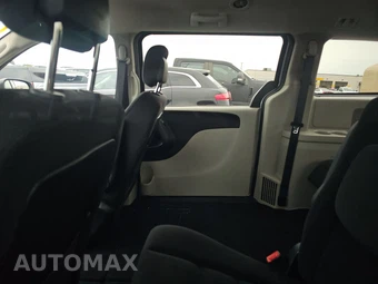 2018 Dodge Grand Caravan SE 121.2" WB - miniatura 13