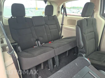 2018 Dodge Grand Caravan SE 121.2" WB - miniatura 14