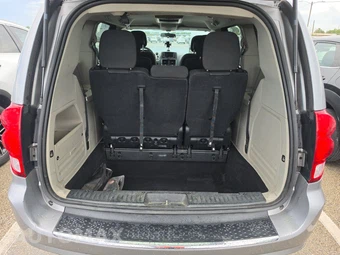 2018 Dodge Grand Caravan SE 121.2" WB - miniatura 17