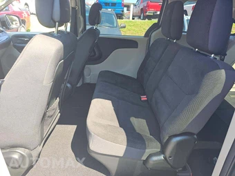 2018 Dodge Grand Caravan SE 121.2" WB - miniatura 13
