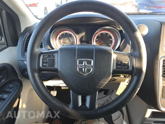 2018 Dodge Grand Caravan SE 121.2" WB - miniatura 10