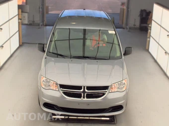 2018 Dodge Grand Caravan SE 121.2" WB - miniatura 2
