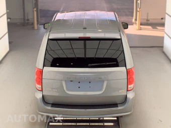 2018 Dodge Grand Caravan SE 121.2" WB - miniatura 5