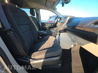 2018 Dodge Grand Caravan SE 121.2" WB - miniatura 8