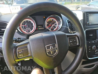 2018 Dodge Grand Caravan SE 121.2" WB - miniatura 10