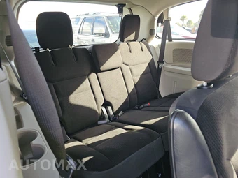 2018 Dodge Grand Caravan SE 121.2" WB - miniatura 14