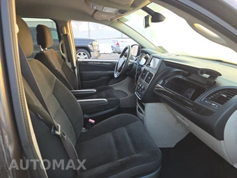 2018 Dodge Grand Caravan SE 121.2" WB - miniatura 8