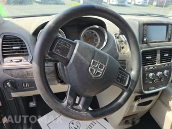 2018 Dodge Grand Caravan SE 121.2" WB - miniatura 10