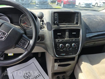 2018 Dodge Grand Caravan SE 121.2" WB - miniatura 11