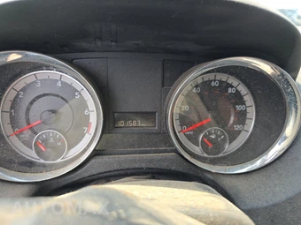 2018 Dodge Grand Caravan SE 121.2" WB - miniatura 12