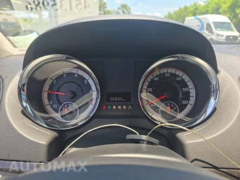 2018 Dodge Grand Caravan SE 121.2" WB - miniatura 12