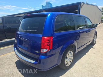 2018 Dodge Grand Caravan SE 121.2" WB - miniatura 4