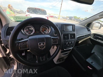 2018 Dodge Grand Caravan SE 121.2" WB - miniatura 11