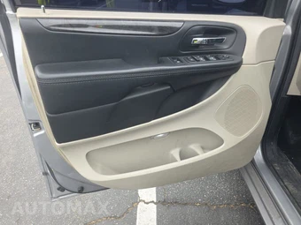 2018 Dodge Grand Caravan SE 121.2" WB - miniatura 9