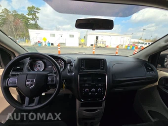 2018 Dodge Grand Caravan SE 121.2" WB - miniatura 11