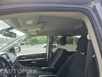 2018 Dodge Grand Caravan SE 121.2" WB - miniatura 17