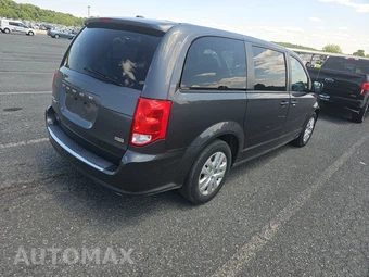 2018 Dodge Grand Caravan SE 121.2" WB - miniatura 4