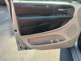 2018 Dodge Grand Caravan SE 121.2" WB - miniatura 10