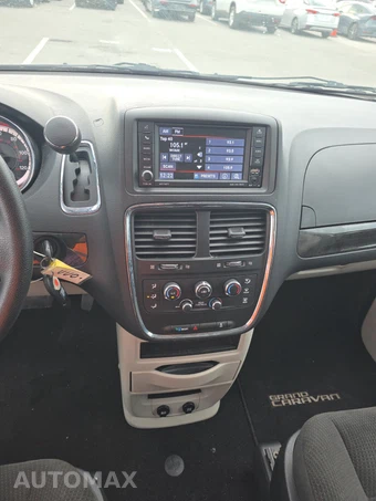 2018 Dodge Grand Caravan SE 121.2" WB - miniatura 11
