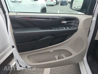 2018 Dodge Grand Caravan SE 121.2" WB - miniatura 9