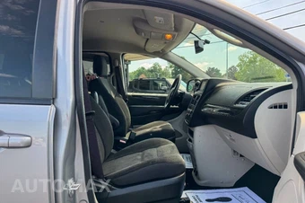 2018 Dodge Grand Caravan SE 121.2" WB - miniatura 10