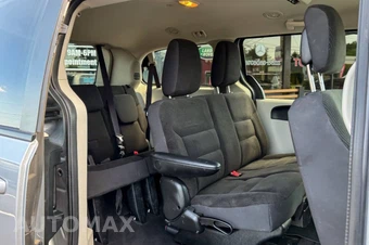 2018 Dodge Grand Caravan SE 121.2" WB - miniatura 12