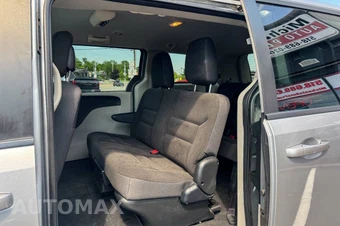 2018 Dodge Grand Caravan SE 121.2" WB - miniatura 16