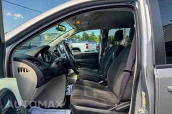 2018 Dodge Grand Caravan SE 121.2" WB - miniatura 17