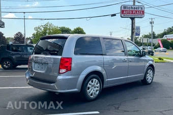 2018 Dodge Grand Caravan SE 121.2" WB - miniatura 4
