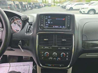 2018 Dodge Grand Caravan SE 121.2" WB - miniatura 11
