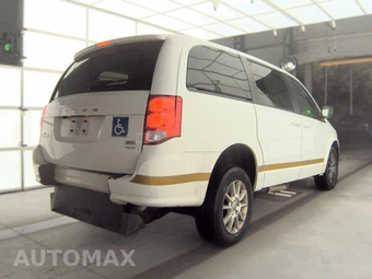 2018 Dodge Grand Caravan SE 121.2" WB - miniatura 4