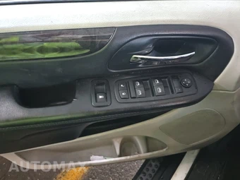 2018 Dodge Grand Caravan SE 121.2" WB - miniatura 9