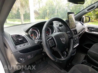 2018 Dodge Grand Caravan SE Plus 121.2" WB - miniatura 11