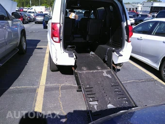 2018 Dodge Grand Caravan SE Plus 121.2" WB - miniatura 26