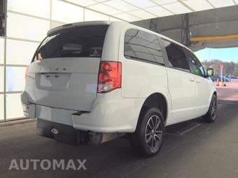 2018 Dodge Grand Caravan SE Plus 121.2" WB - miniatura 4