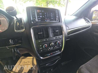 2018 Dodge Grand Caravan SE Plus 121.2" WB - miniatura 10