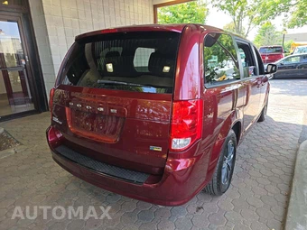 2018 Dodge Grand Caravan SE Plus 121.2" WB - miniatura 3