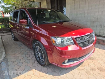 2018 Dodge Grand Caravan SE Plus 121.2" WB - miniatura 4
