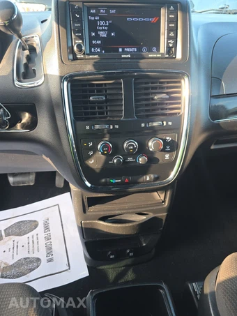 2018 Dodge Grand Caravan SE Plus 121.2" WB - miniatura 11