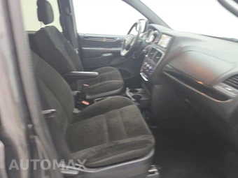 2018 Dodge Grand Caravan SE Plus 121.2" WB - miniatura 8