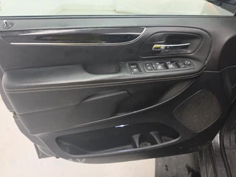 2018 Dodge Grand Caravan SE Plus 121.2" WB - miniatura 9
