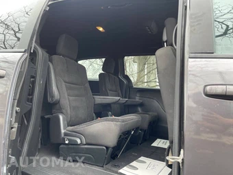 2018 Dodge Grand Caravan SE Plus 121.2" WB - miniatura 12