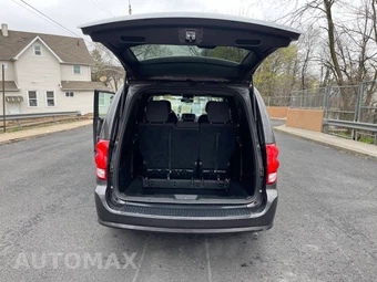 2018 Dodge Grand Caravan SE Plus 121.2" WB - miniatura 21