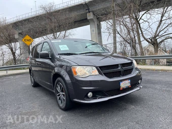 2018 Dodge Grand Caravan SE Plus 121.2" WB - miniatura 3