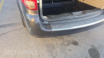 2018 Dodge Grand Caravan SXT 121.2" WB – miniatura 7