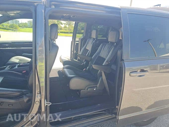 2018 Dodge Grand Caravan SXT 121.2" WB – miniatura 10
