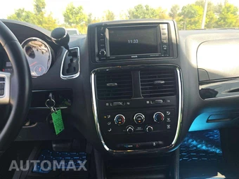 2018 Dodge Grand Caravan SXT 121.2" WB – miniatura 7