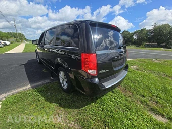 2018 Dodge Grand Caravan SXT 121.2" WB - miniatura 2