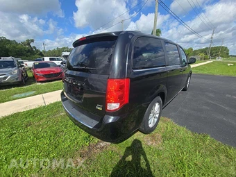 2018 Dodge Grand Caravan SXT 121.2" WB - miniatura 3
