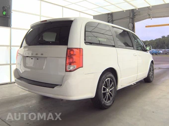 2018 Dodge Grand Caravan SXT 121.2" WB – miniatura 4